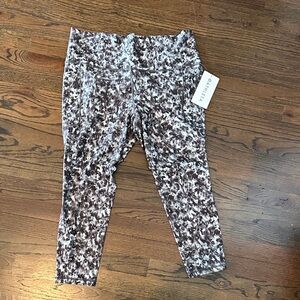 Salutation Stash High Rise 7/8 Legging. NWT, Size XL
